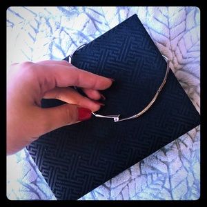 Silver diamond vintage necklace